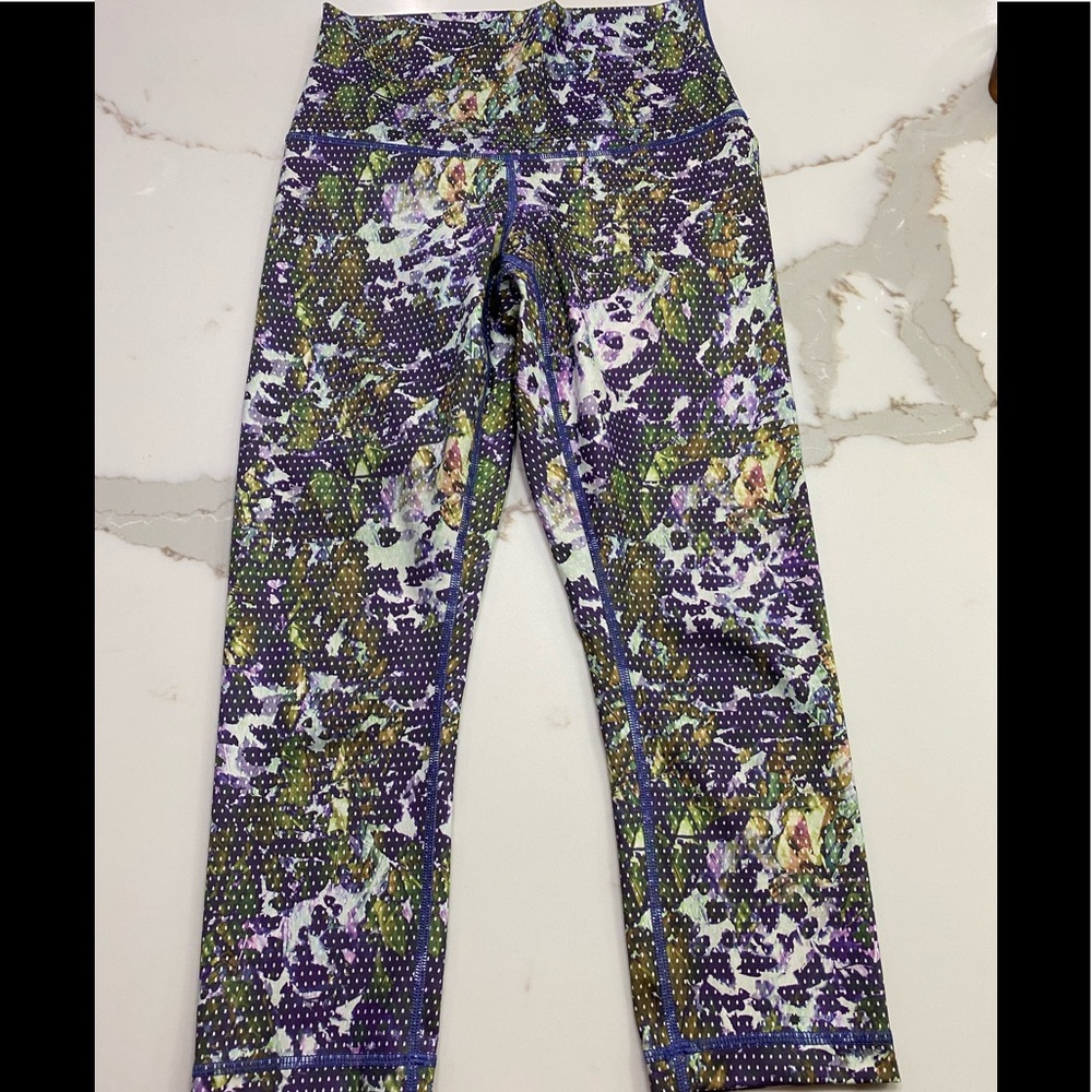 Lululemon Wunder Under Crop Ii (Roll Down) - image 7